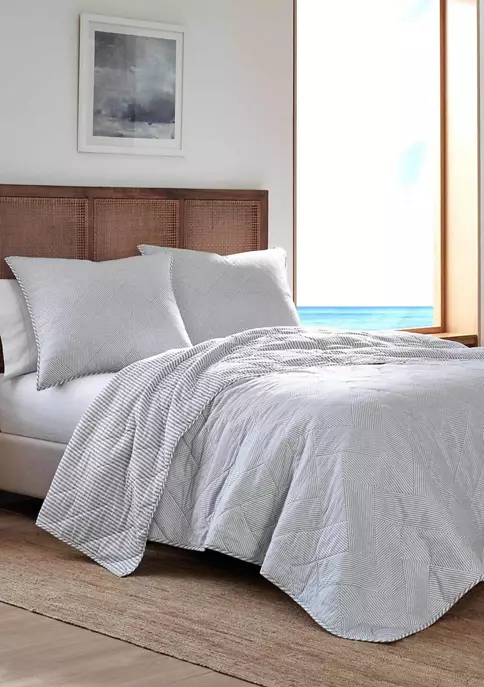 Southern Tide® Gulfport Quilt 3 Southern Tide® Gulfport Quilt